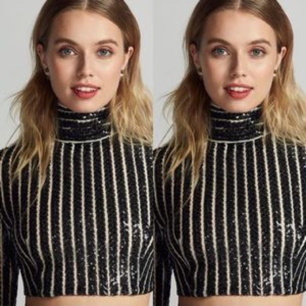JOVONNA Sequin Striped Turtleneck NOT CROPPED